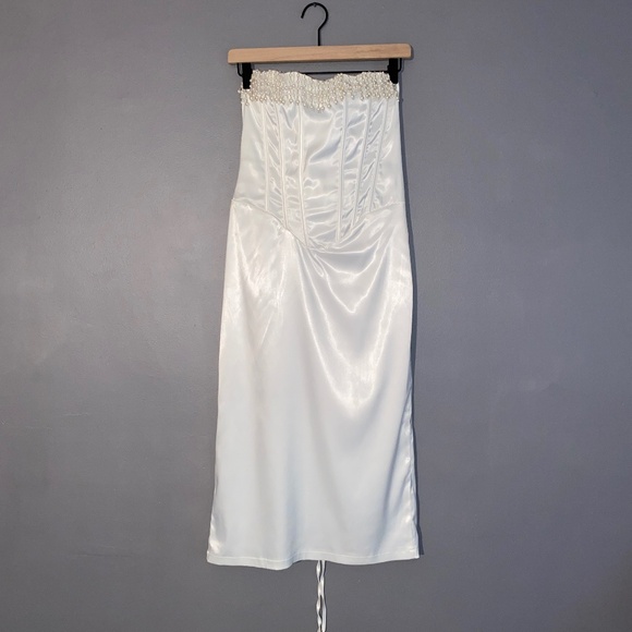 Beaded Lace-up Corset Strapless White Wedding Dress Large - Picture 3 of 14